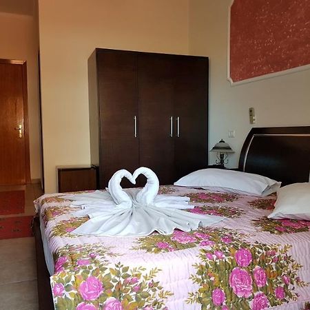 Hotel Skampa Durrës Kültér fotó